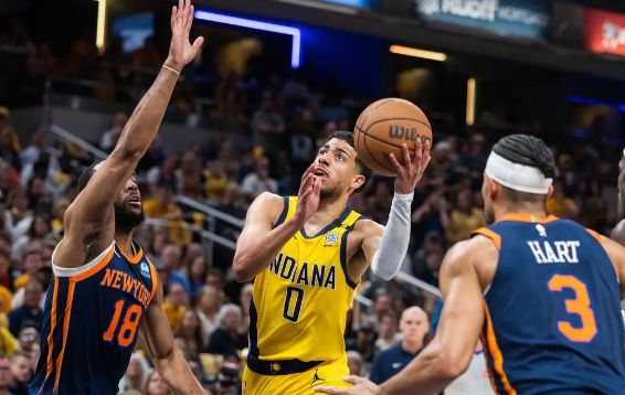 哈里伯顿20分布伦森18+5 步行者121-89大胜尼克斯总分2-2 哈里伯顿20分布伦森18+5 步行者121-89大胜尼克斯总分2-2