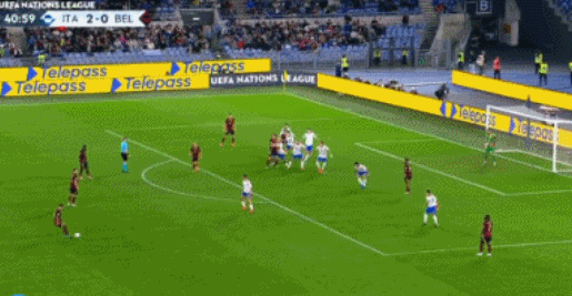 1728609228977896.gif 4.gif