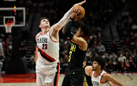 7号秀克林根狂砍14+20吕佩尔20分 开拓者124-86完爆爵士 7号秀克林根狂砍14+20吕佩尔20分 开拓者124-86完爆爵士