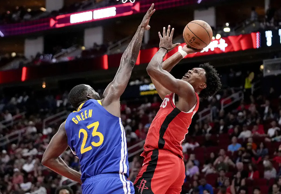 库明加23分稳军心 伊森拼27+9 火箭险31分翻盘憾负勇士 库明加23分稳军心 伊森拼27+9 火箭险31分翻盘憾负勇士