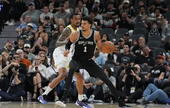 文班亚马24+16+7帽&致命掩护犯规 卡斯尔23分 马刺惜败爵士 文班亚马24+16+7帽&致命掩护犯规 卡斯尔23分 马刺惜败爵士