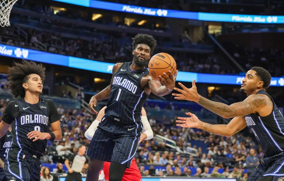 小瓦格纳23+7 普尔24分 魔术6人上双送奇才4连败 小瓦格纳23+7 普尔24分 魔术6人上双送奇才4连败