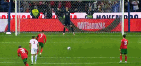 1731722719354081.gif 3.gif