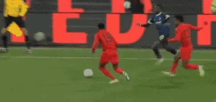 1733589991240192.gif 6.gif