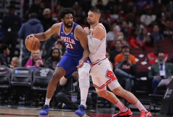 恩比德复出31+12 马克西25+11+14 拉文30分 76人力克公牛 恩比德复出31+12 马克西25+11+14 拉文30分 76人力克公牛