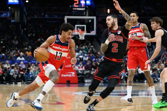 普尔30分 萨尔11+10 拉文32分 奇才7人上双大胜公牛终结连败