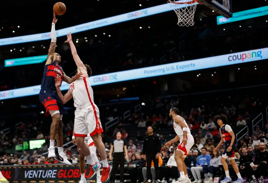 杰伦-格林第三节22分 申京26+10+6 阿门20+15 火箭轻取奇才 杰伦-格林第三节22分 申京26+10+6 阿门20+15 火箭轻取奇才