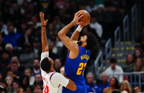 威少19+6+8 哈登15中5 小卡&约基奇缺阵 掘金大胜快船 威少19+6+8 哈登15中5 小卡&约基奇缺阵 掘金大胜快船