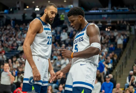 莫兰特19中5&连拿制胜4分 华子两记绝杀三分不中 灰熊擒狼