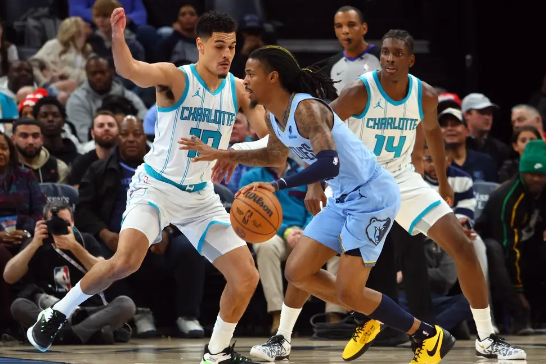 莫兰特16+13 肯纳德23分 马威38+9 灰熊轻取黄蜂迎4连胜 莫兰特16+13 肯纳德23分 马威38+9 灰熊轻取黄蜂迎4连胜