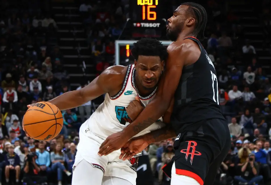 范乔丹错失绝杀 JJJ关键罚球 格林25分 灰熊拒绝横扫险胜火箭 范乔丹错失绝杀 JJJ关键罚球 格林25分 灰熊拒绝横扫险胜火箭