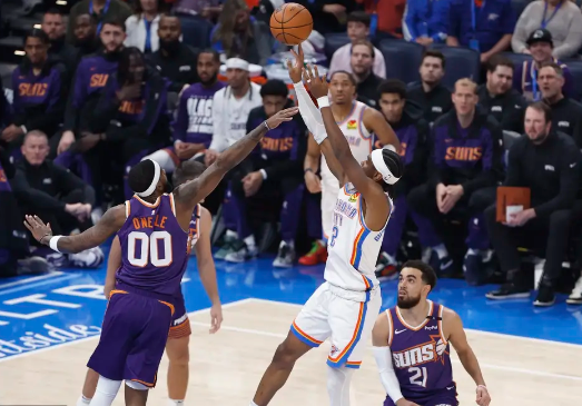 亚历山大50+8 比尔25+6 KD缺阵 雷霆大胜太阳 亚历山大50+8 比尔25+6 KD缺阵 雷霆大胜太阳