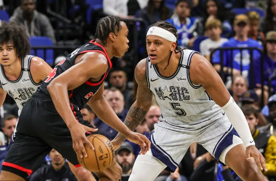 贾科比三分绝杀!班凯罗末节21分&空砍41+8+8 猛龙再胜魔术 贾科比三分绝杀!班凯罗末节21分&空砍41+8+8 猛龙再胜魔术