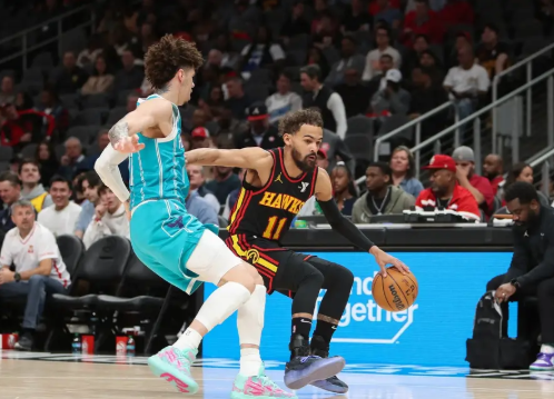 特雷-杨21罚全中 小桥31+11 鲍尔25+8 老鹰击败黄蜂取4连胜 特雷-杨21罚全中 小桥31+11 鲍尔25+8 老鹰击败黄蜂取4连胜