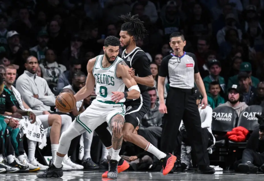 塔图姆20+8+8 波津24分 C-约翰逊23+10+6 绿军险胜篮网 塔图姆20+8+8 波津24分 C-约翰逊23+10+6 绿军险胜篮网