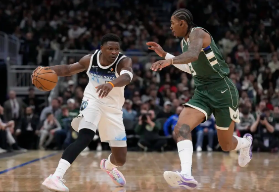 字母哥三双 波蒂斯解禁 华子25+7 雄鹿逆转森林狼 字母哥三双 波蒂斯解禁 华子25+7 雄鹿逆转森林狼