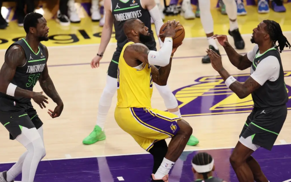 东契奇28+9+7詹姆斯22分 森林狼103-96战胜湖人晋级次轮